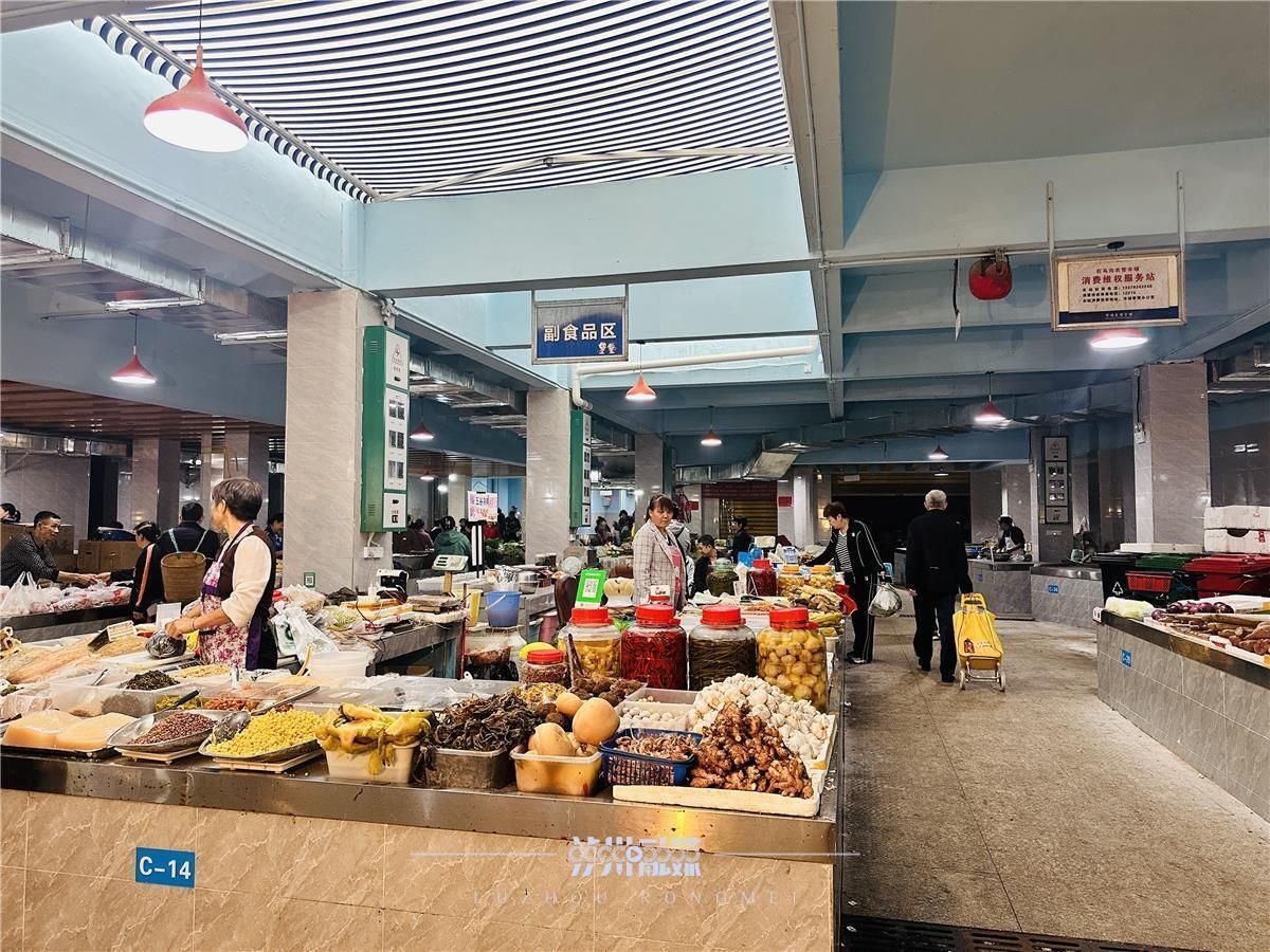 彩神vll“颜值”提升 石马沟农贸市场升级改造主体工程完成
