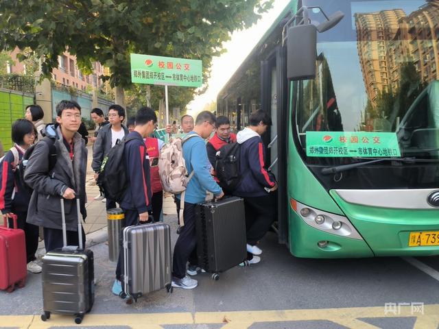 彩神vll人民城市·温情中国｜“郑”创新风正劲 城更新暖民心(图5)