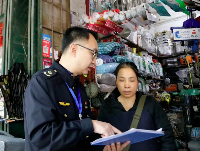 彩神vll南宁市市场监管局经开分局开展电取暖器专项检查(图2)