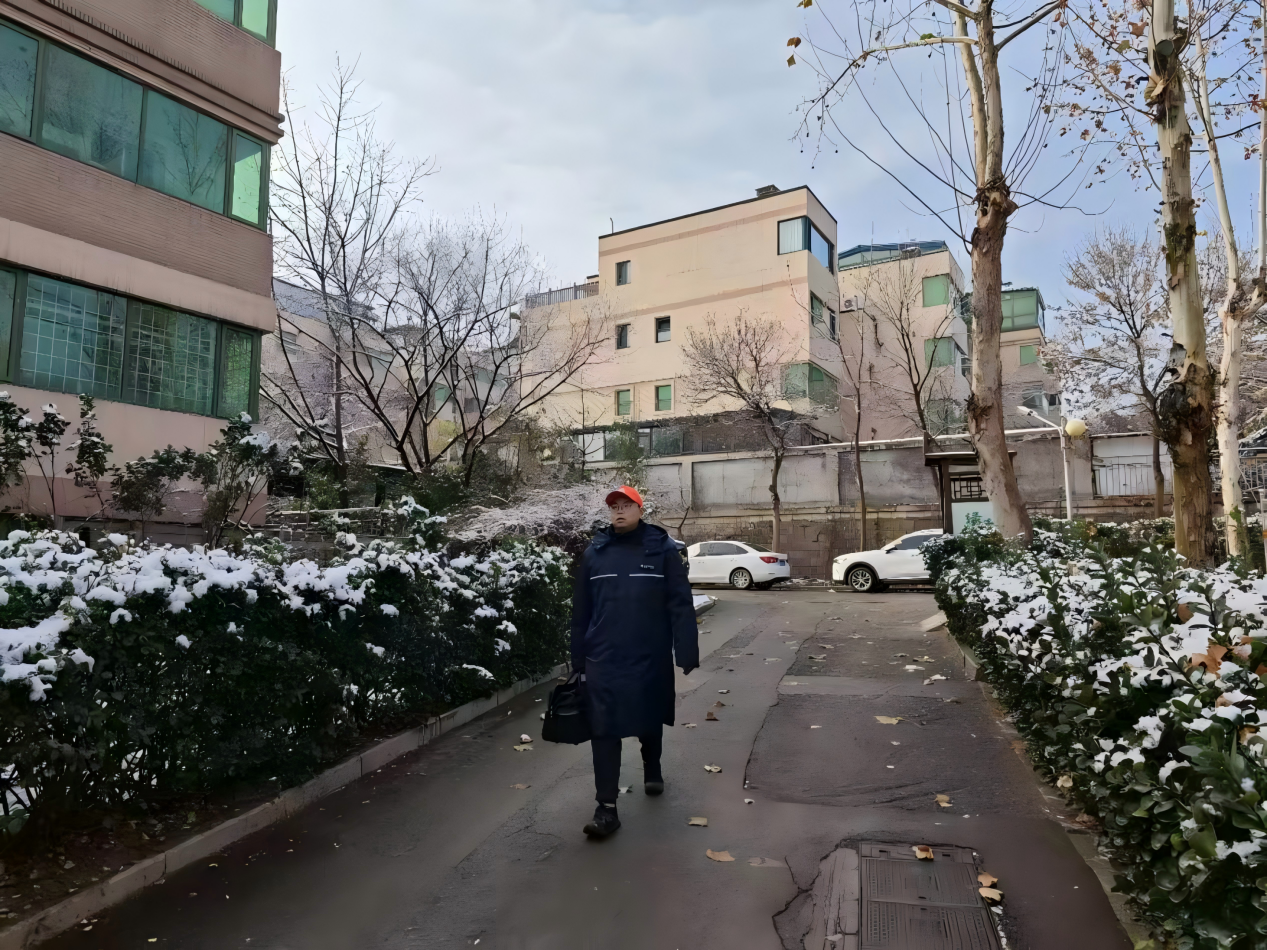 “温暖守护者”系列报道㉞供暖管家李彩神vll林：初心如磐担使命 一线奔忙暖万家_泉城新闻_大众网(图2)