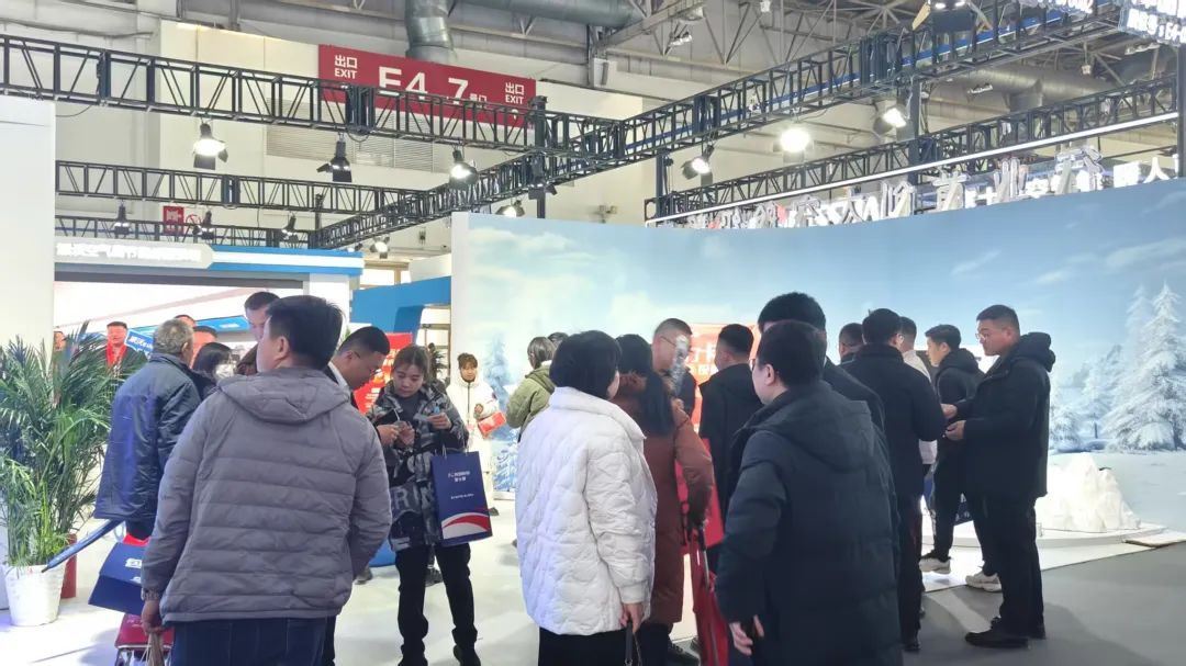 全力“碳”寻 “京”彩泵发 “沃”与您相约2025北京供热展！彩神vll(图2)