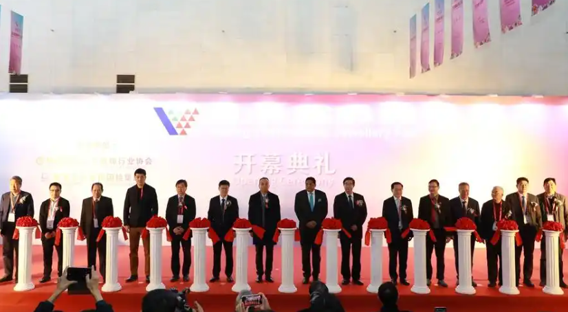彩神vll文化赋能珠宝释放消费新风——2025北京国际珠宝展3月19日盛大启幕！(图2)
