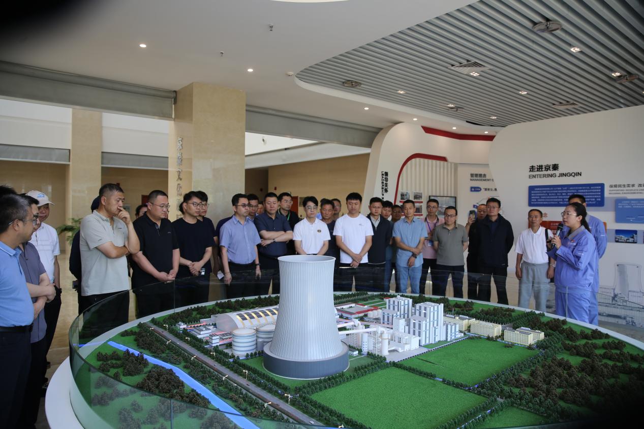 双碳时代热电行业的彩神vll三重攻坚与突围路径(图2)