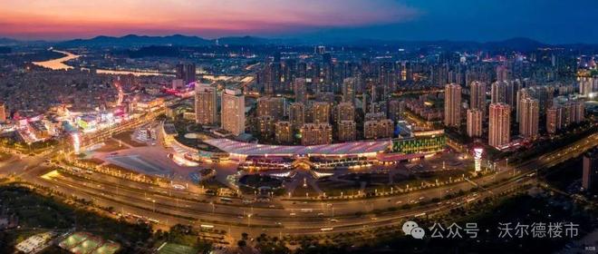 彩神vll2025 (华发天玺) 最新售楼处→华发天玺营销中心→官方售楼处电话(图16)