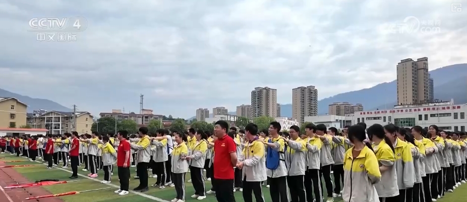 智慧化手段为高考保驾护航 暖心关爱为考生提供细致服务彩神vll(图2)
