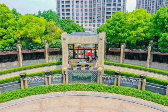 彩神vll最新年度官网聚焦@品尊国际官方售楼处发布：撰写完美风景！！(图21)