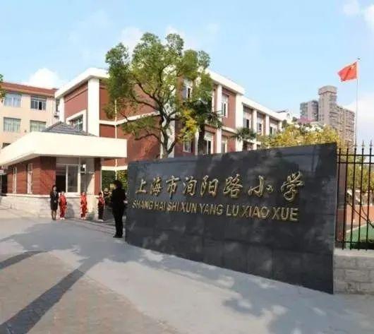 彩神vll最新年度官网聚焦@品尊国际官方售楼处发布：撰写完美风景！！(图42)